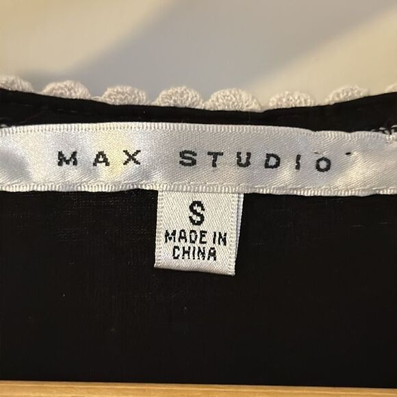 Max‎ Studio Black Embellished Embroidered Neckline Sleeveless Dress Size Small - Picture 5 of 7